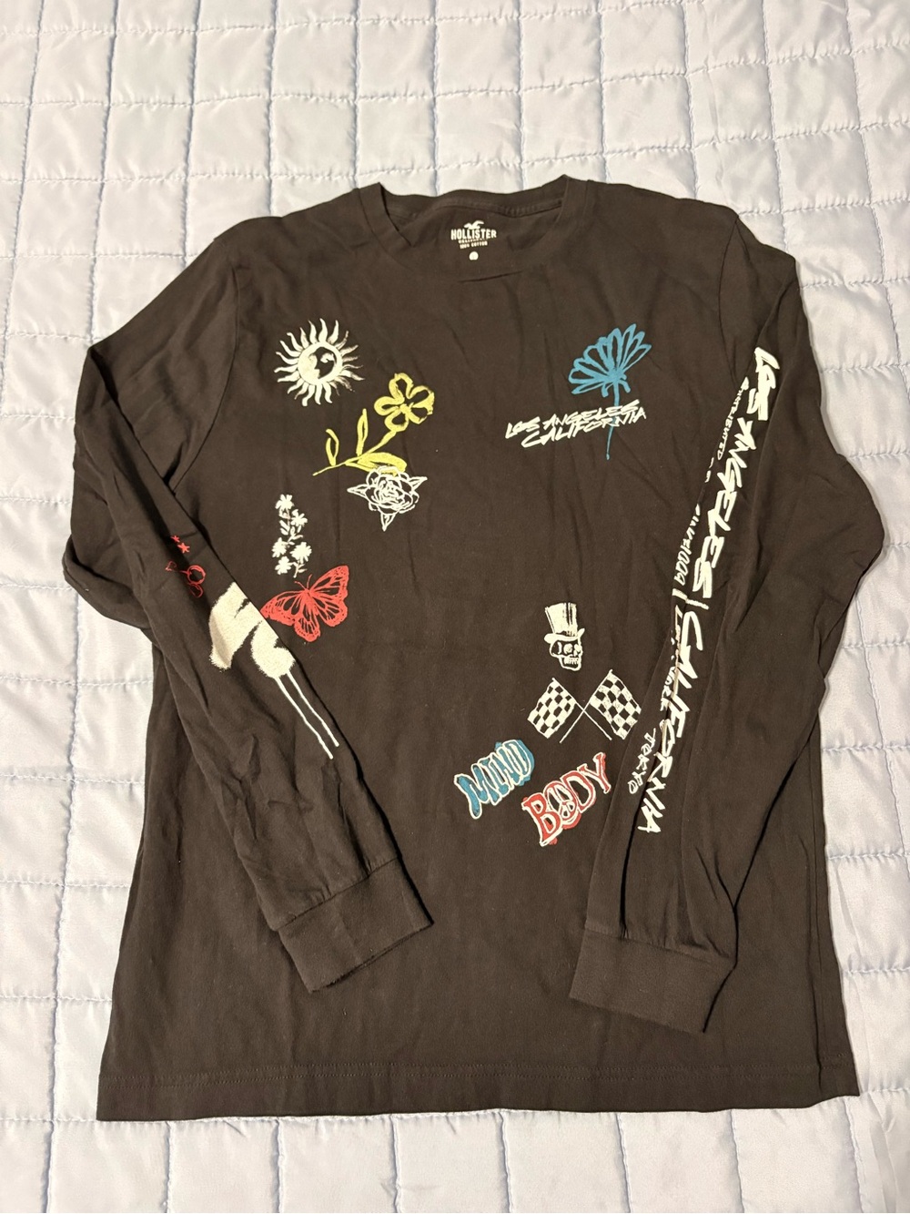 Hollister Black Graphic Long-Sleeve Tee - Colorful Print